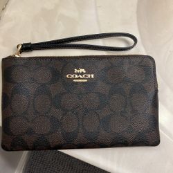 coach wristlet large