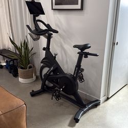 Echelon GT Stationary bike