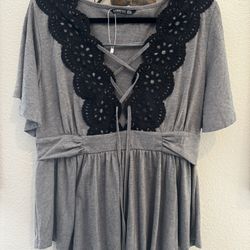 Women's Blouse Size 14/16