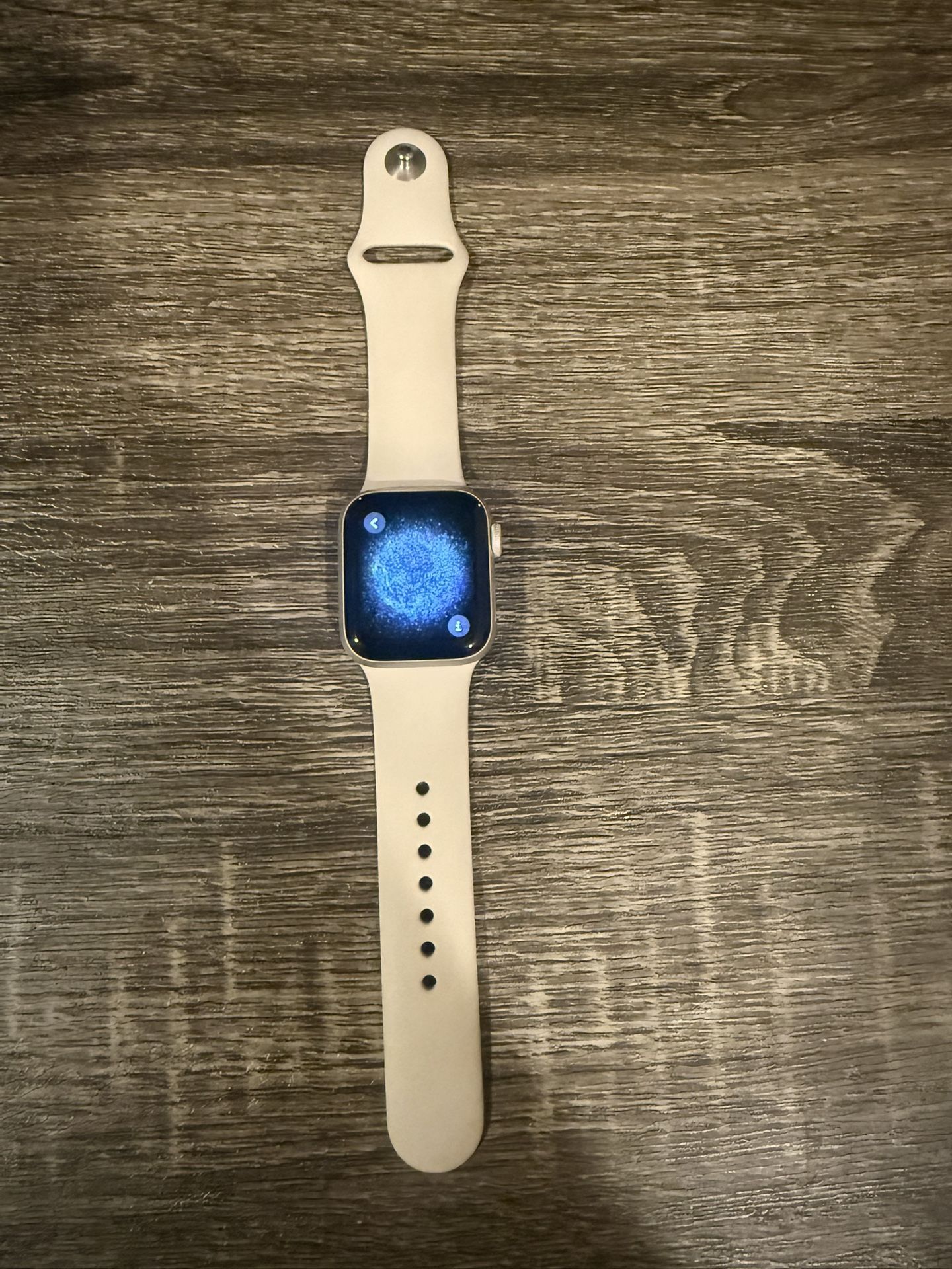 Apple Watch SE (GPS + Cellular) 40mm - $110 FiRM