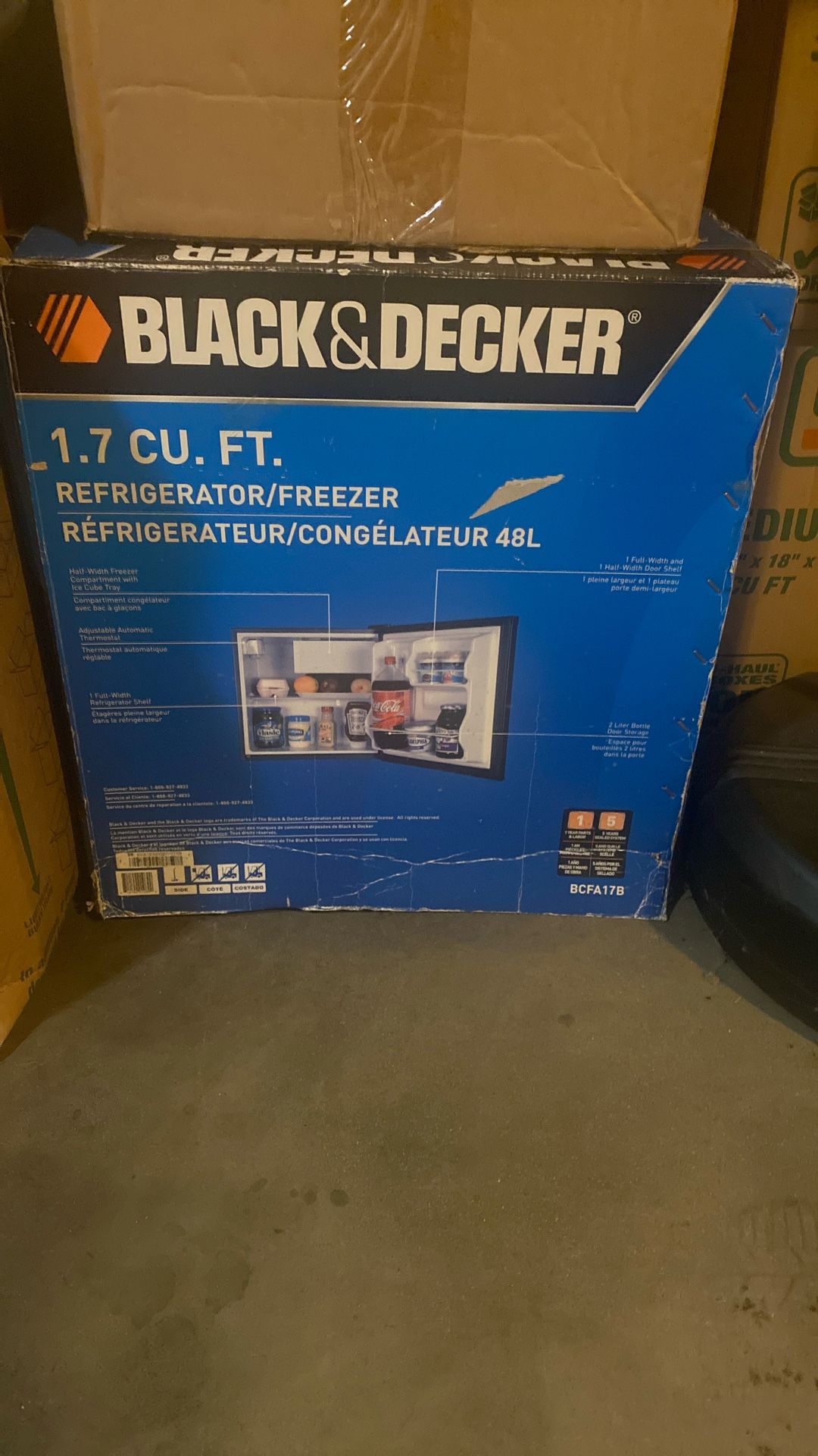 Black & DECKER MINI FRIDGE FOR SALE