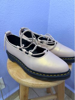 FREE Dr Martens lace up ballet shoe women size 9