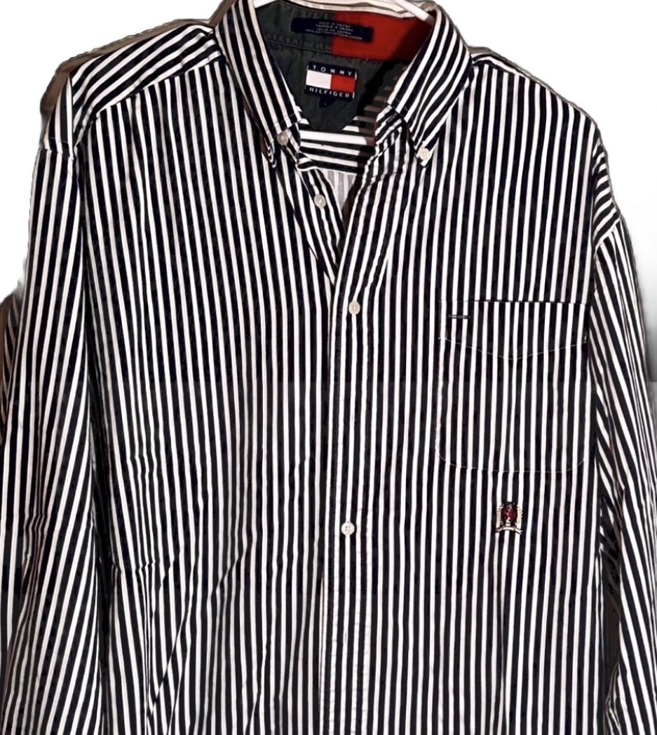 Vintage Tommy Hilfiger Large Striped Button Down White Blue Men’s Classic