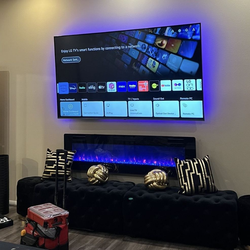 TV MOUNT