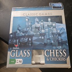 Glass chess set