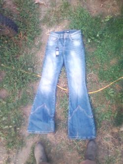 Fashion Nova brand NWT jeans size 1