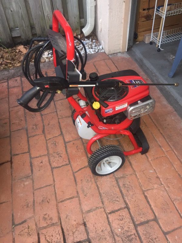 Pressure Washer Troy-Built 2800 PSI Pressure Washer Gas Power Cold Water Briggs&Stratton