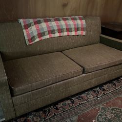 Mid Century Couch Hide-a-bed
