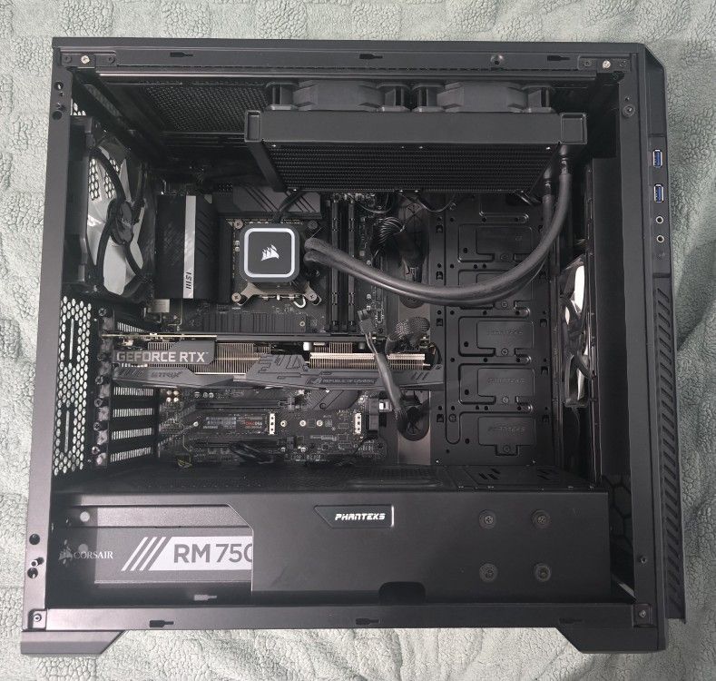 Desktop Gaming Computer + Accessories