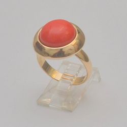 14K Yellow Gold Red Coral Cabochon Ring Size 8 Fine Jewelry