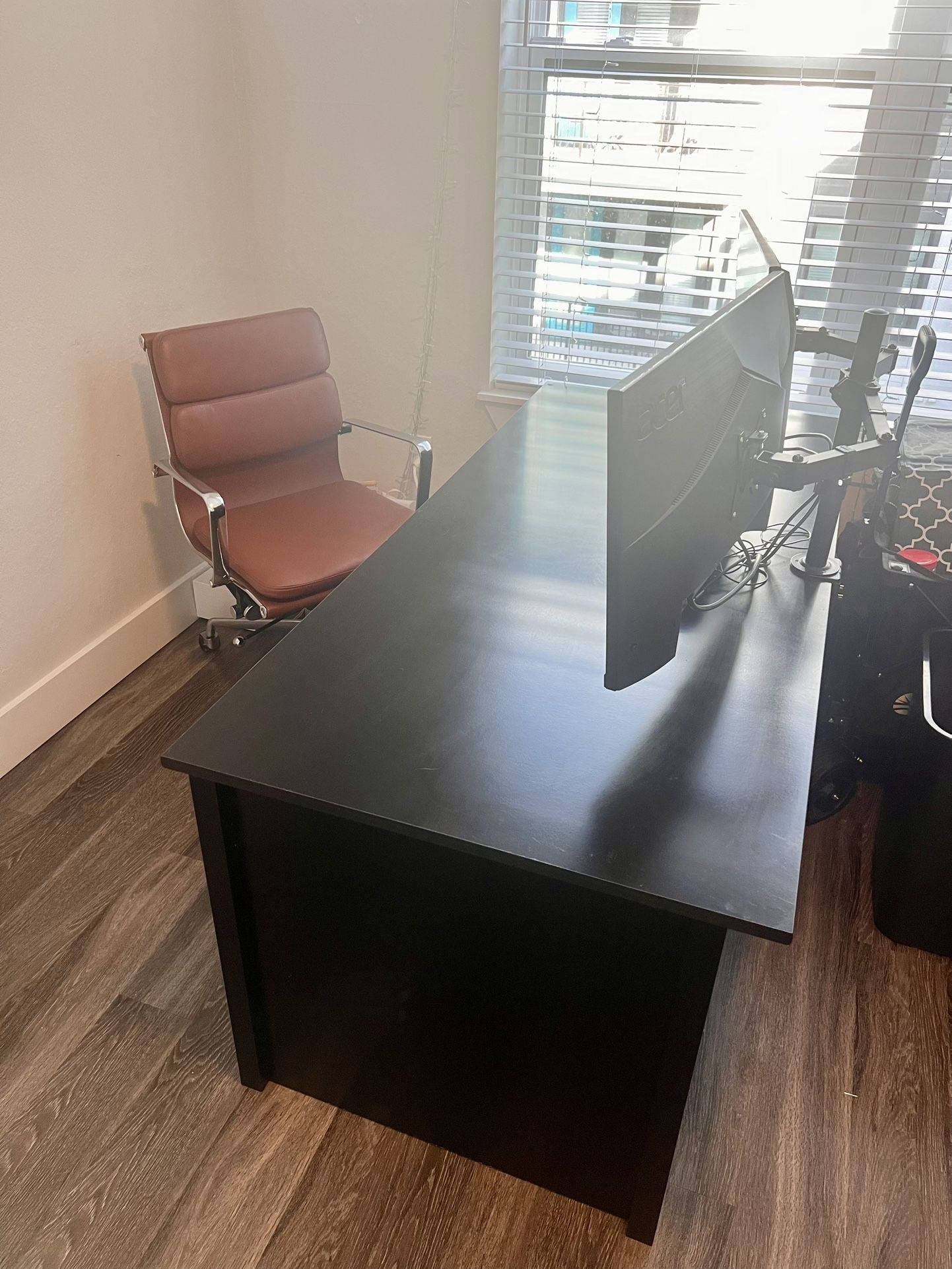 Executive Desk + Chair + Speakers