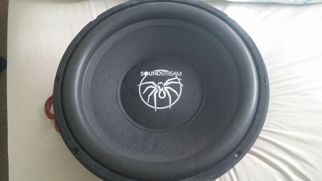 Soundstream 18 XXX compilation sub 10.000 watts new