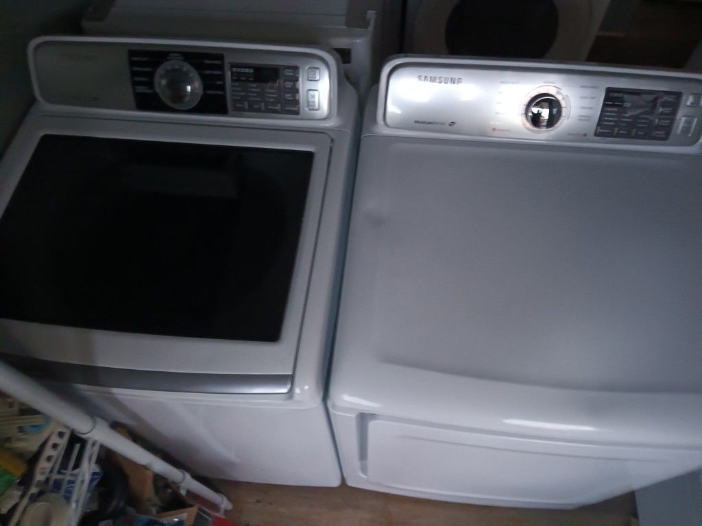 SAMSUNG WASHER AND DRYER