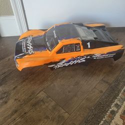 traxxas slash 2wd truck