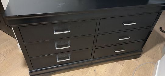 Black dresser
