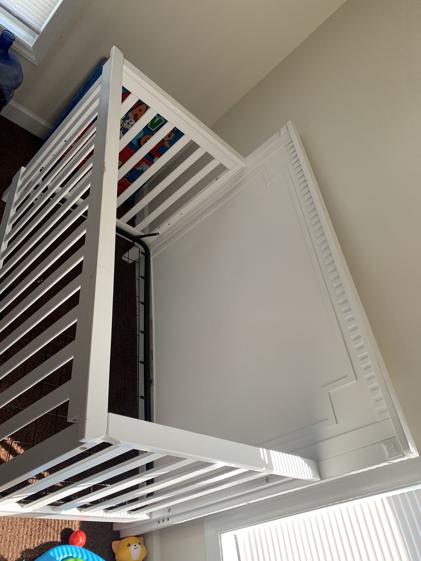 White Crib