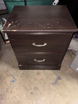 Dark Wood 2-drawer nightstand