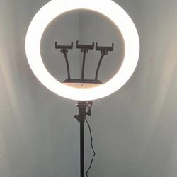 BRAND NEW! Large, 18”, Professional Ring Light Fill Lamp with Adjustable Tripod Stand