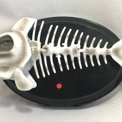 Big Mouth Billy Bones Skeleton singing Bass