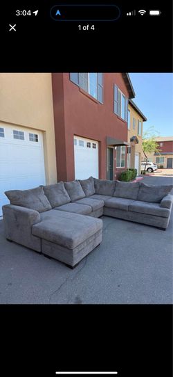 Sectional couch