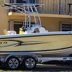 2005 Angler 20.4 special edition Yamaha F 150 4 stroke  85 hours Fishing