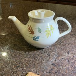 Franchiscan autumn leaves Coffee pot