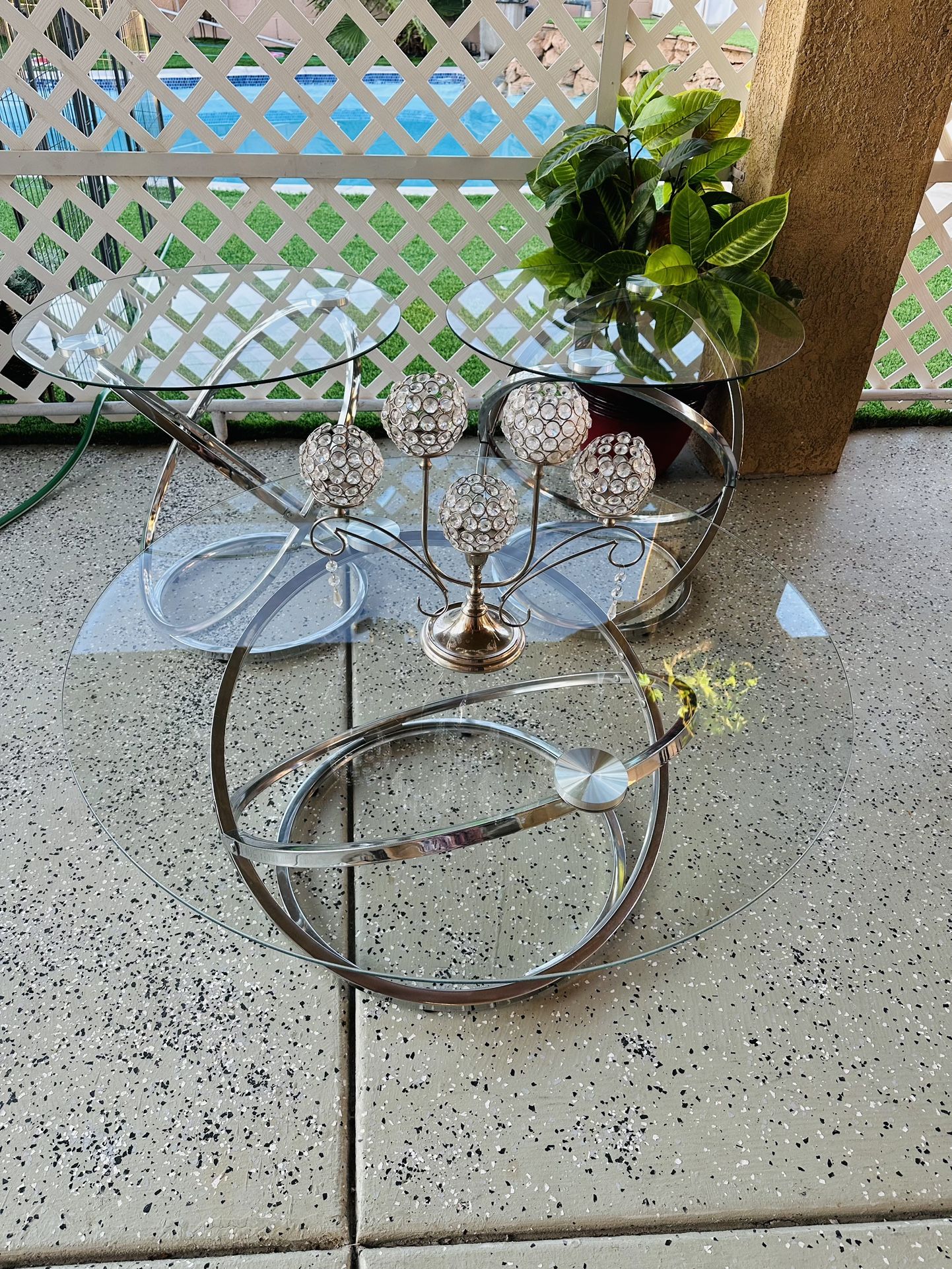 Glass coffee table set.
