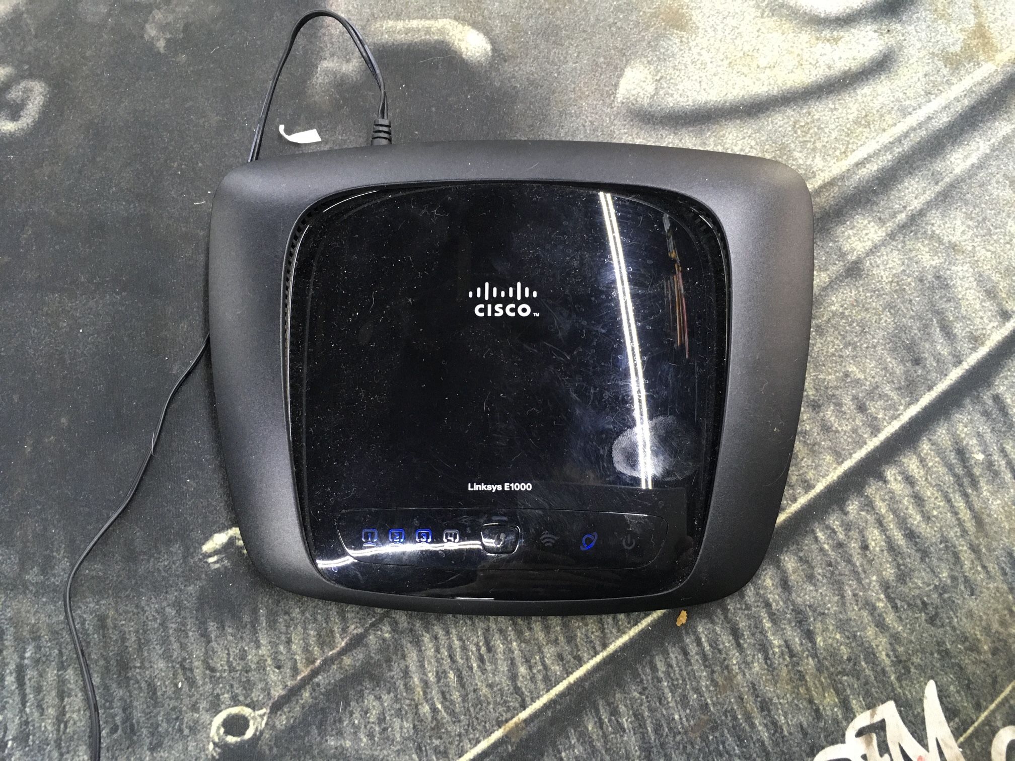 Cisco-Linksys E1000 Router