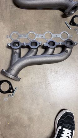 GM LS exhaust Manifold