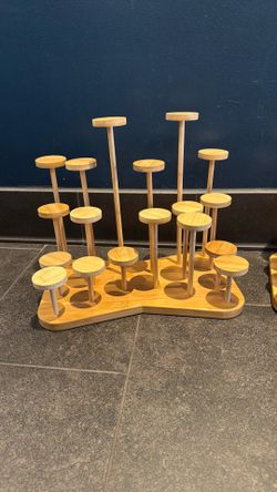 Bamboo Cupcake Displays (2)