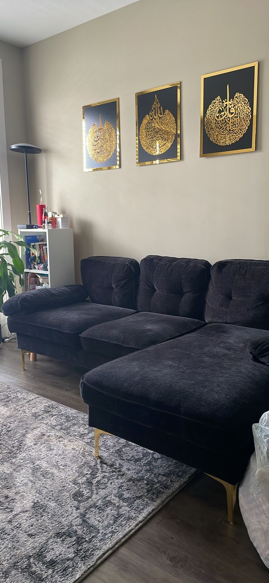 Black L-Shaped sectional FOR SALE