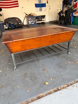 Coffee table with storage