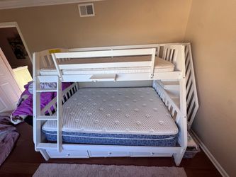 White Bunk Bed (Twin over Full)