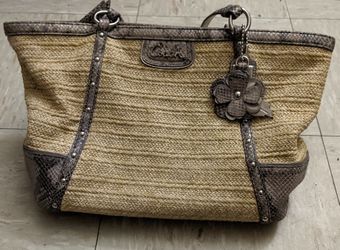 Gorgeous Coach Beach Handbag -rare