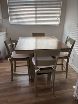Dining Table and 4 Chairs