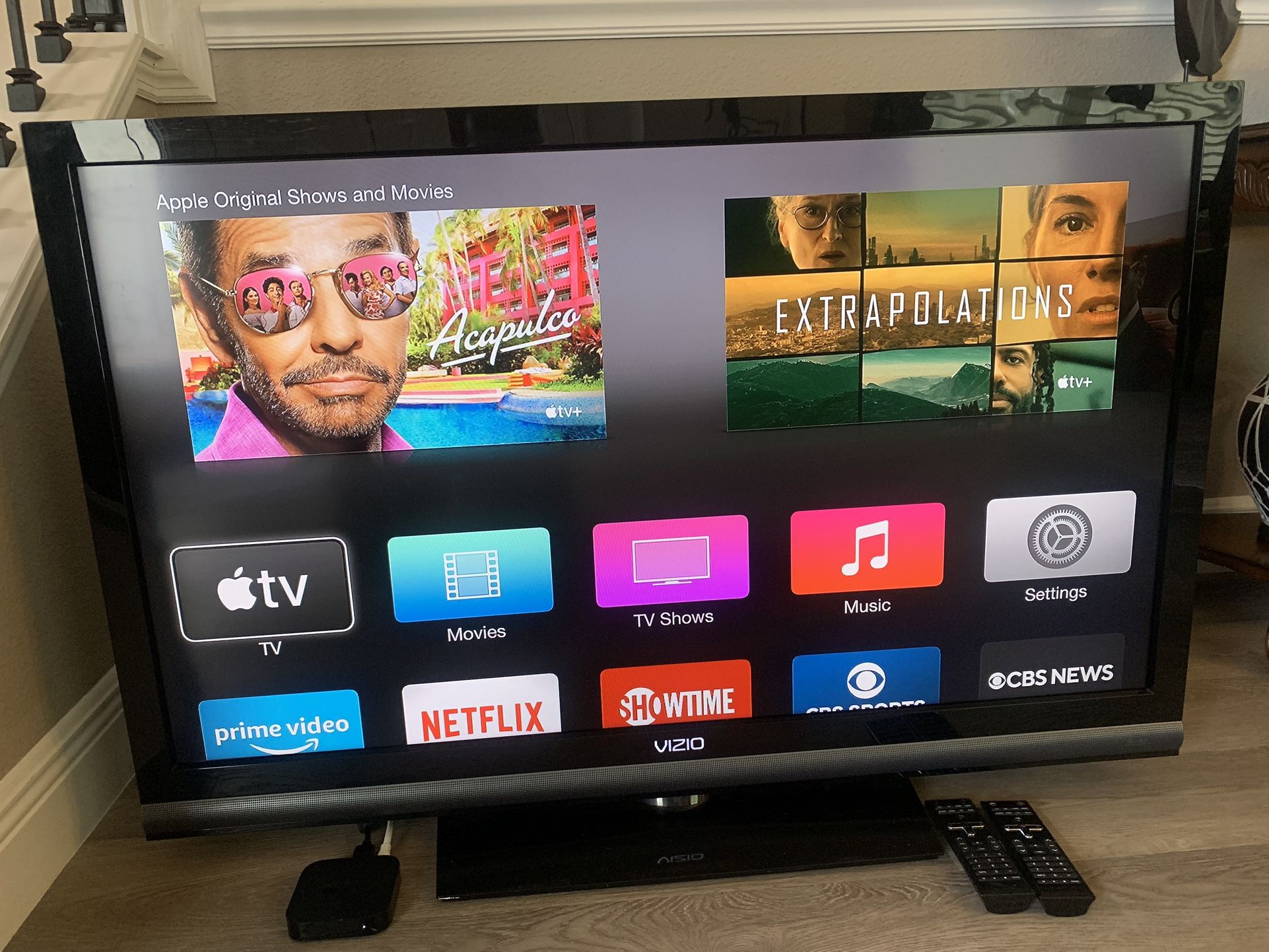 47” Vizio LCD TV With Apple TV