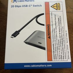 20 Gbps USB-C Switch/Docking Station