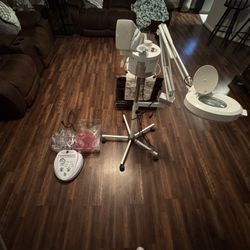 Facial Steamer With Lights And Magnifying Glass 