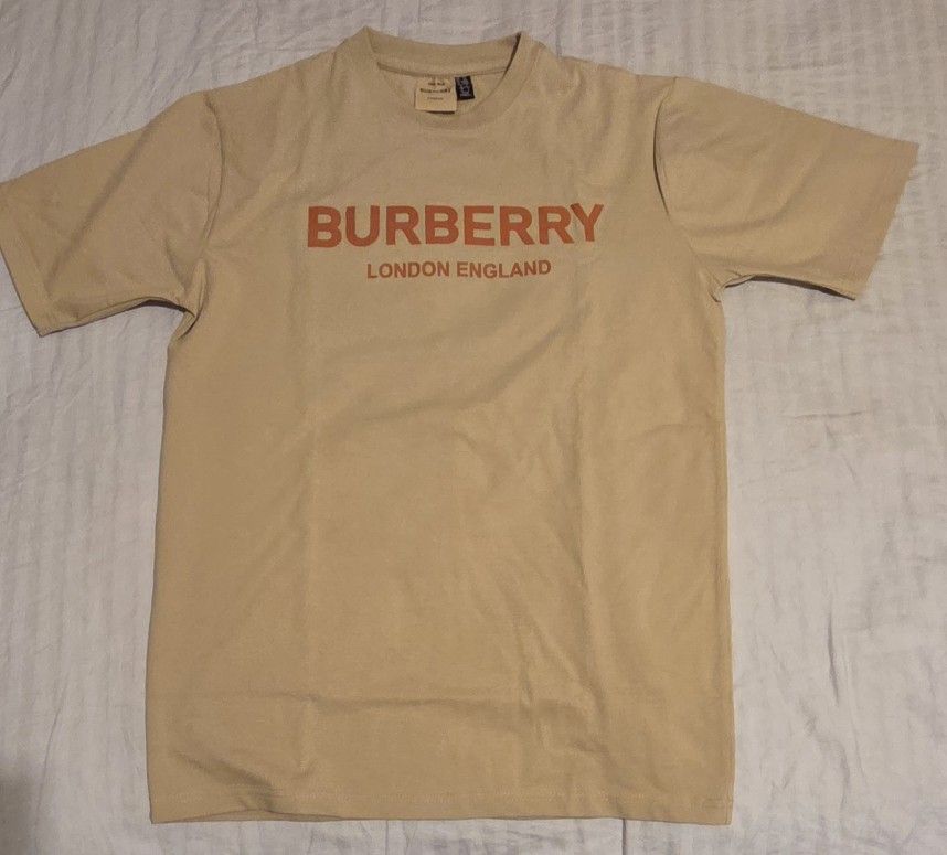 Burberry T-shirts And More