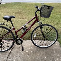 Ladies 700c Huffy Savannah Hybrid Bike 