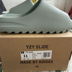 Adidas Yeezy Slides Salt sz 11