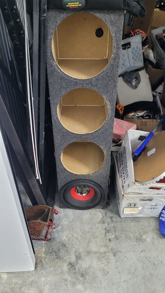 4 12 In Sub Box