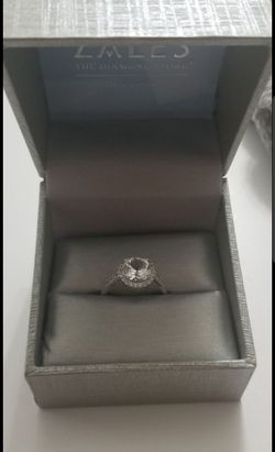 Beautiful engagement ring