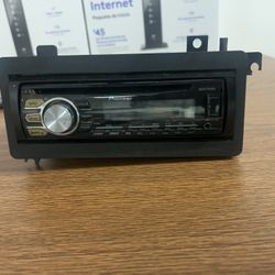 Pioneer DEH-X2710UI Single DIN Car Stereo CD MP3 AM FM AUX iPod Control with Remote