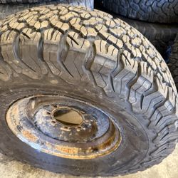 5 Like New Bfg Ko2 Tires 285/75r16