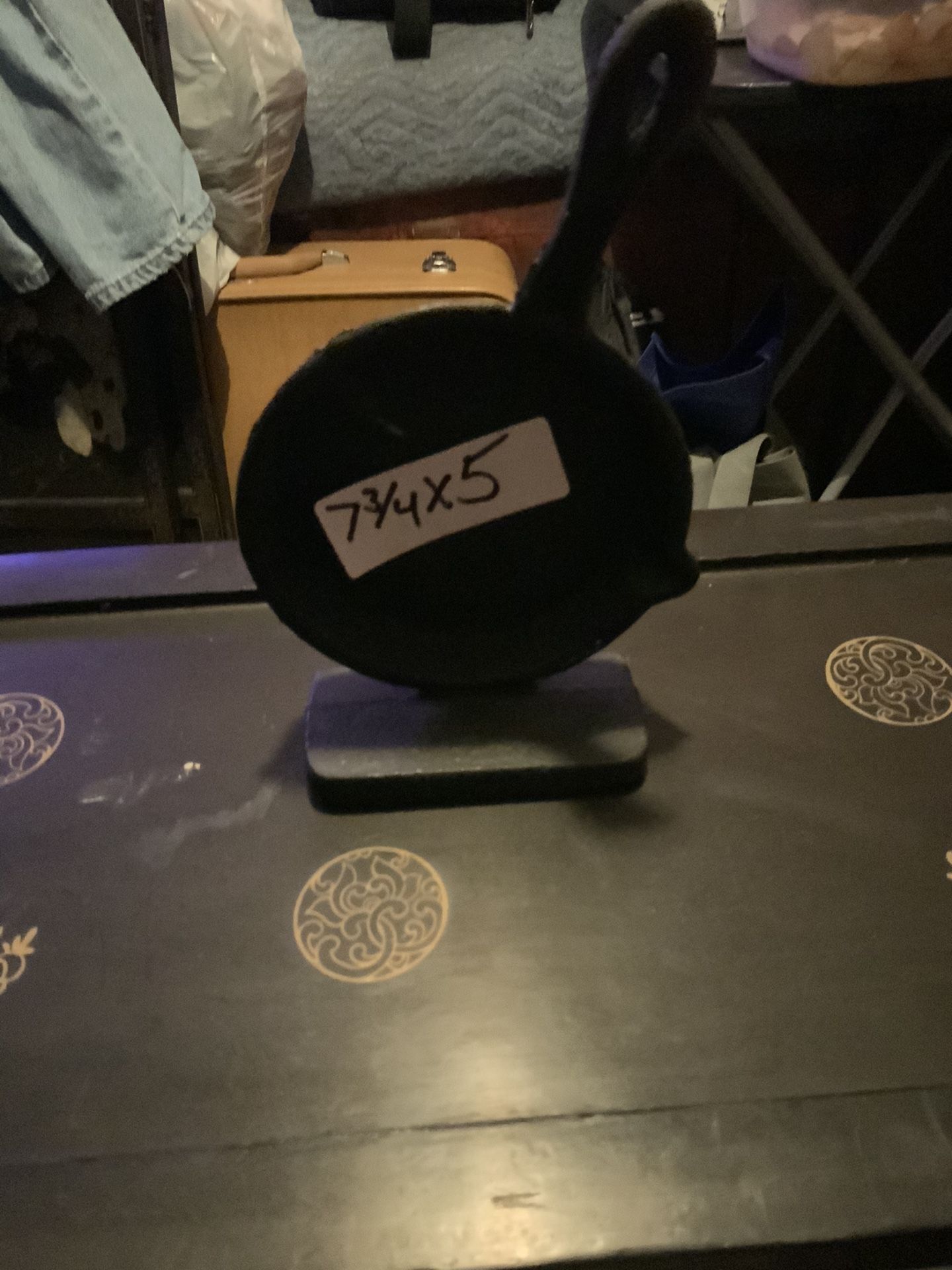 Cast-Iron Skillet Book Ends
