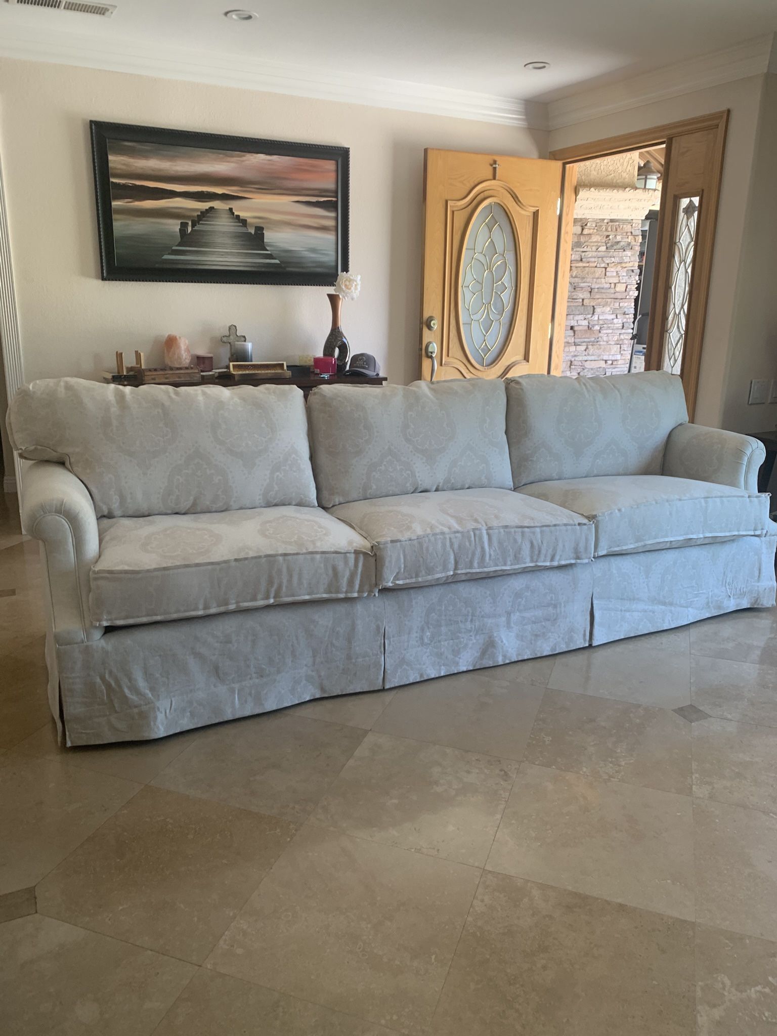 Beautiful/ Gorgeously / Couch/ Sofa/ Loveseat/ Sofa Bed/ Clean/ Pet And Smoke Free.