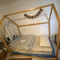 Twin Kids Bed Frame 