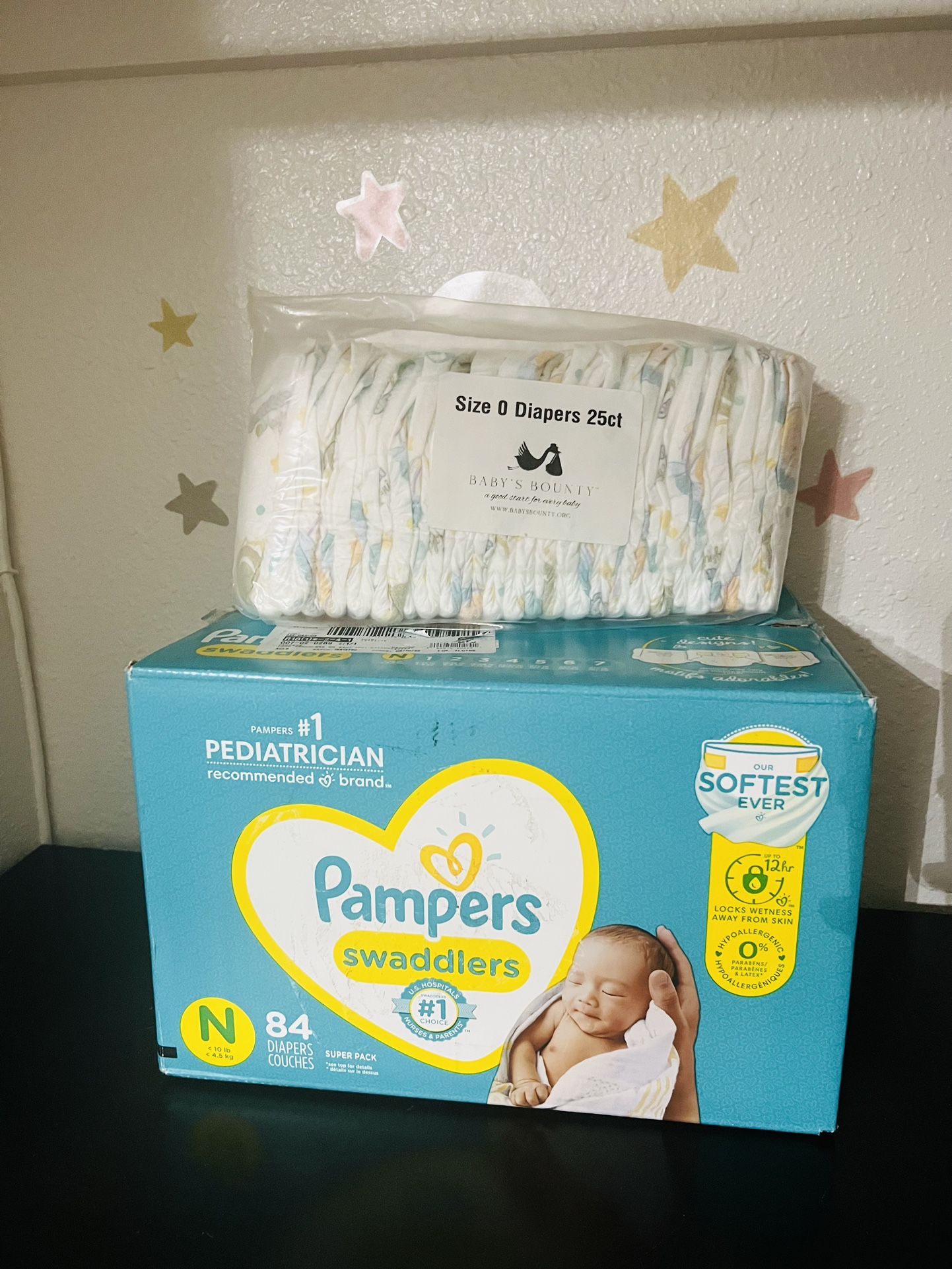 Newborn Diapers (READ DESCRIPTION)