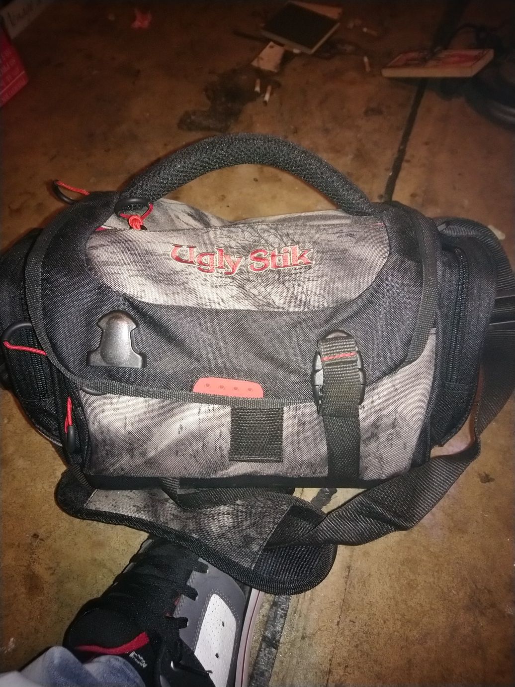 Brand new, never used Ugly Stik Large Fishing bag with containers
